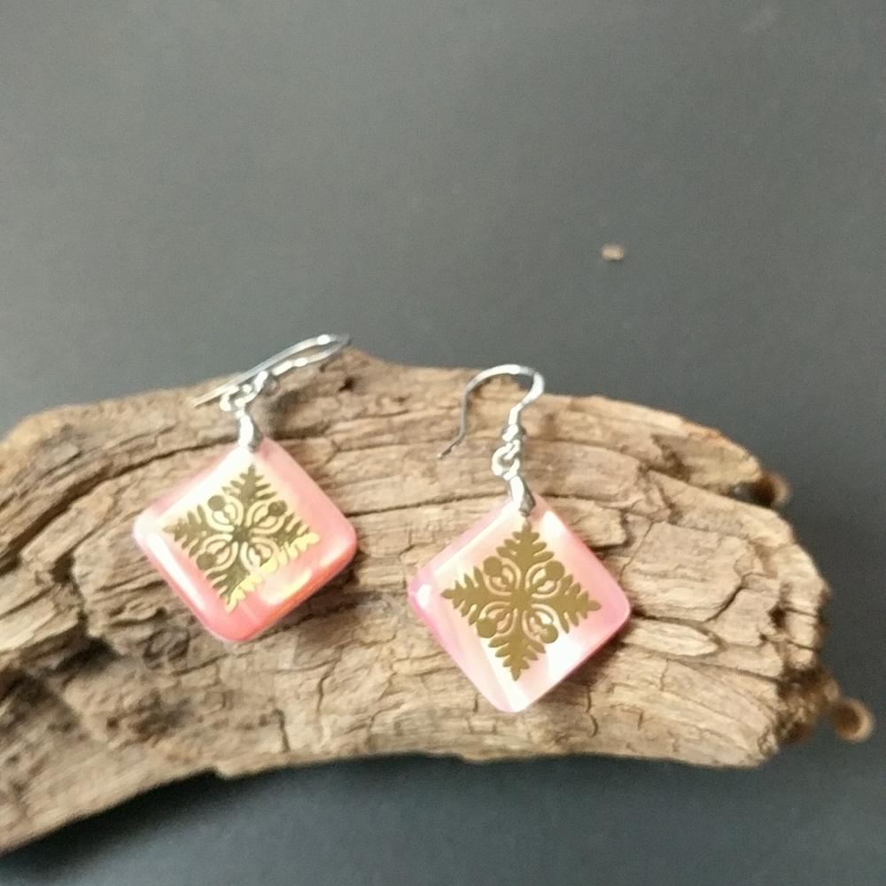 Hawaiian Quilt Block Pattern Earrings